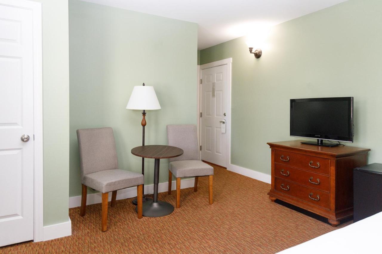 Admiral'S Inn Resort Ogunquit Exterior photo
